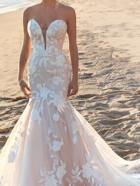 HATTIE - Rebecca Ingram / Maggie Sottero